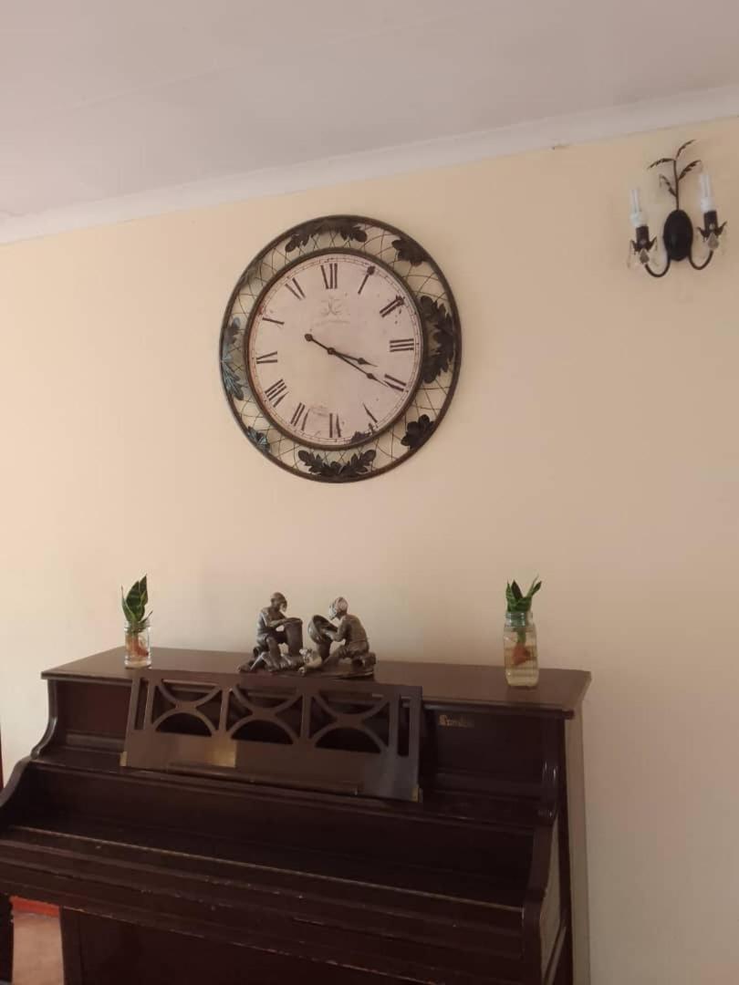 Sugar Shack Backpackers Botswana Bed & Breakfast Gaborone Luaran gambar